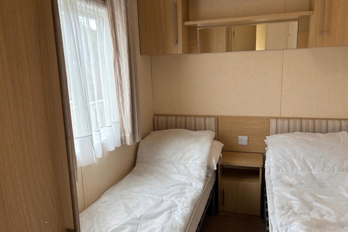 Carnaby Melrose, twin bedroom at Dartmoor View