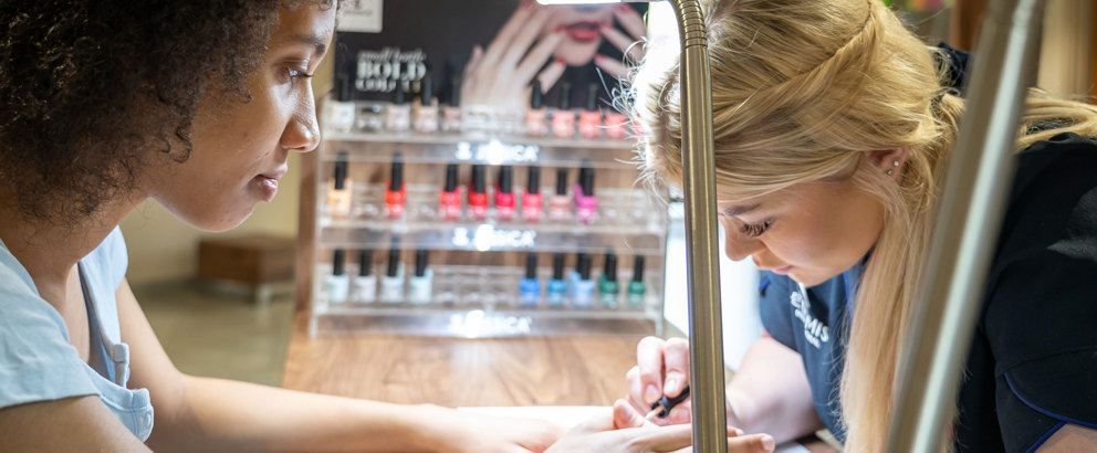 Women getting her nails treated at Finlake resort and Spa