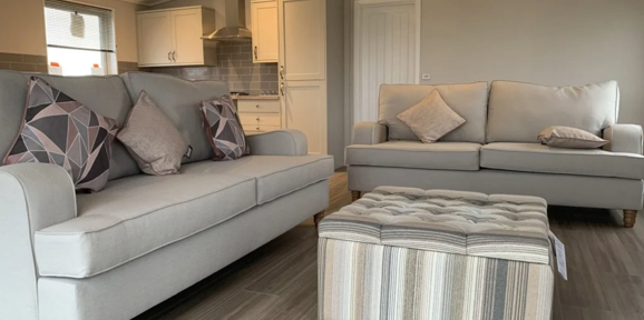 Prestige Plantation, sofas in the living room at Delamere