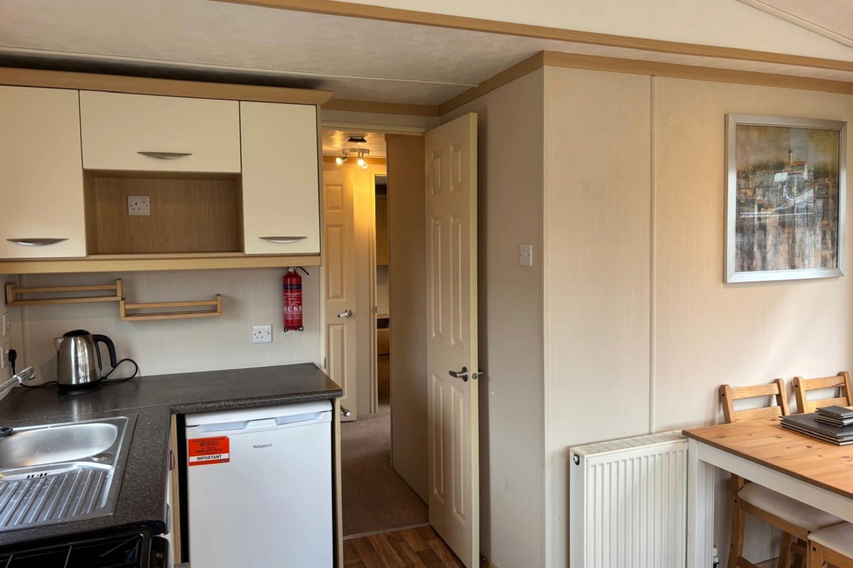 Carnaby Casablanca, kitchen and doorway at Dartmoor View