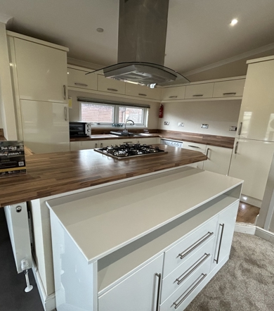 Devon Hills, Homeseeker Olympia, side kitchen