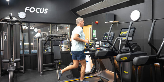 Praa Sands Overview Man On Gym Treadmil