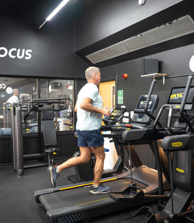 Praa Sands Overview Man On Gym Treadmil