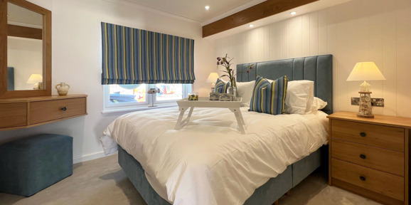 Lissett Utopia bedroom at The Warren