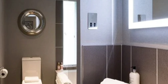 Prestige Bella Vista, bathroom at Delamere