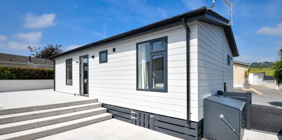 Prestige Oyster Catcher, side facing exterior at The Warren Resort & Spa