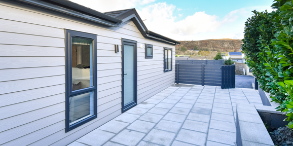 Oakgrove Osprey, side exterior at The Warren