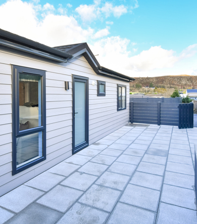 Oakgrove Osprey, side exterior at The Warren