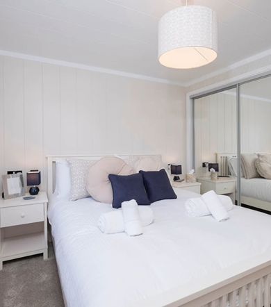 Wessex Classic, master bedroom at Delamere