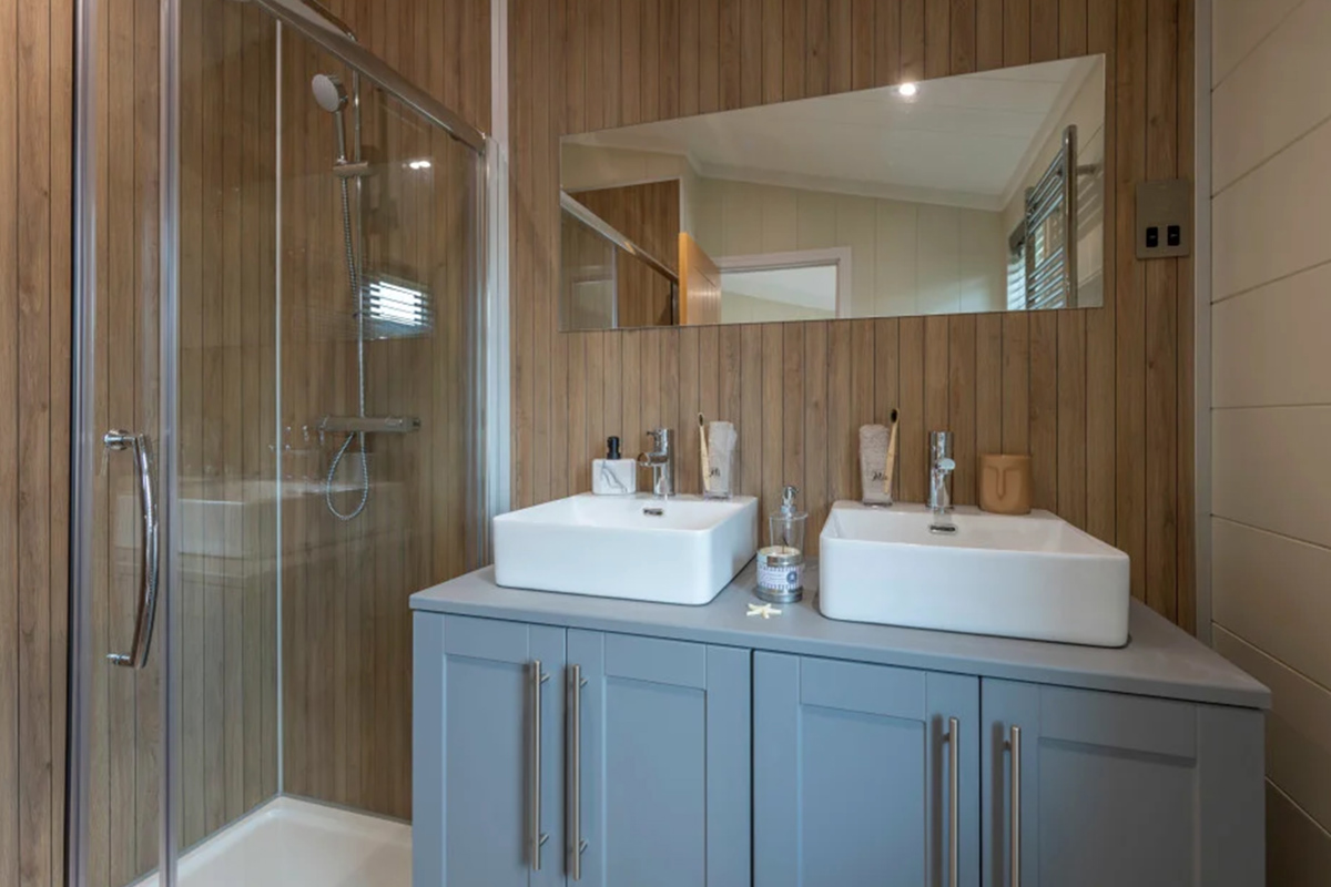 Wessex Contemporary bathroom cabinets at The Warren