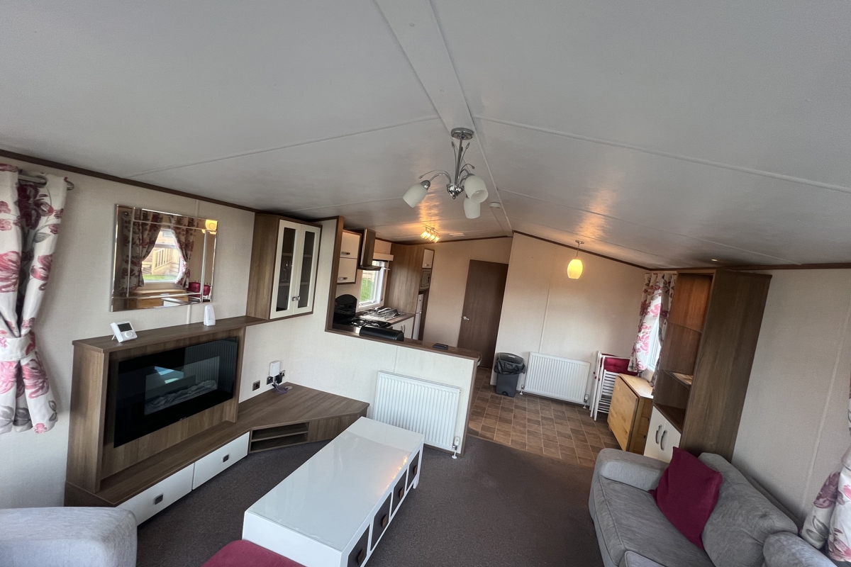 Carnaby Cascade, living area at Devon Hills