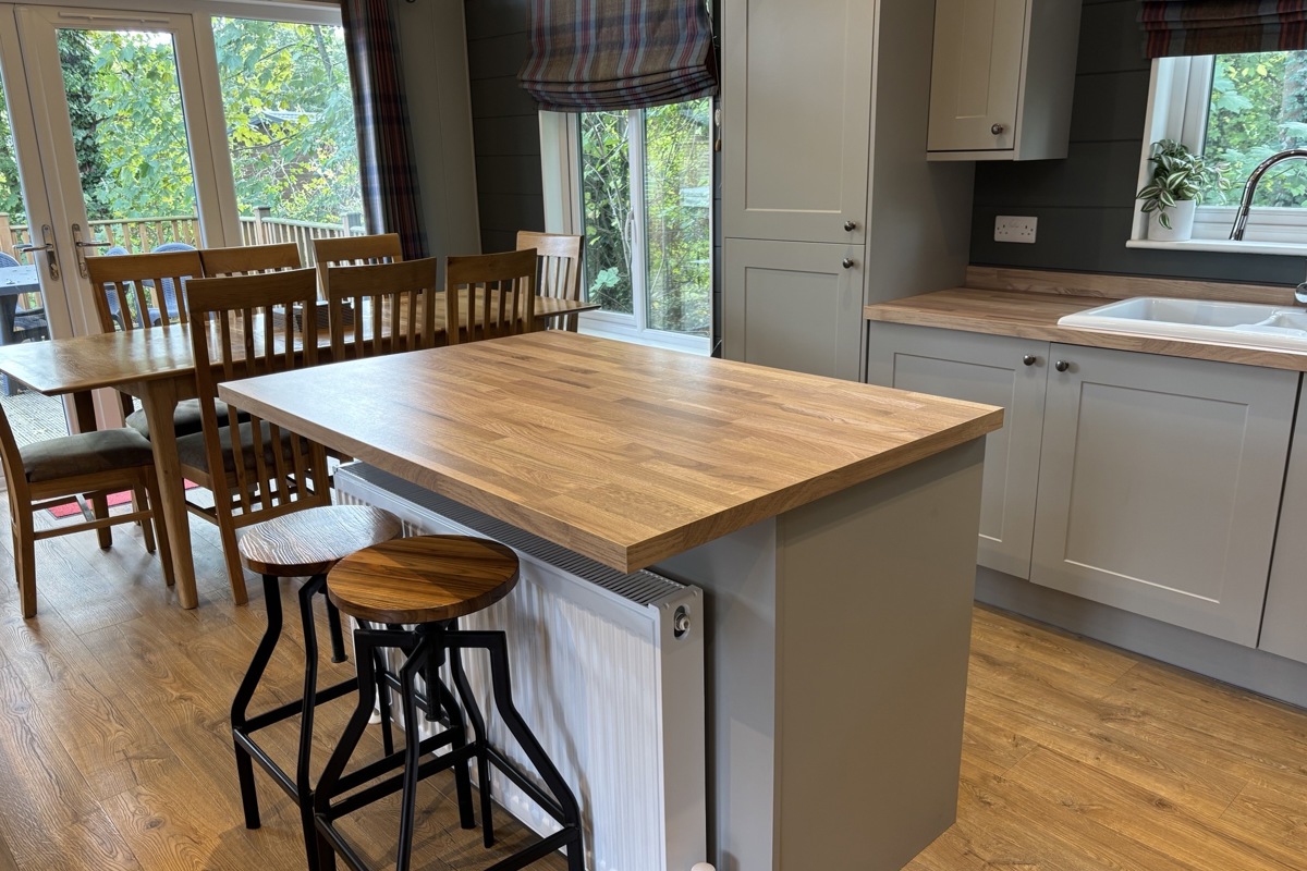 Prestige Foresters, dining room at Brokerswood