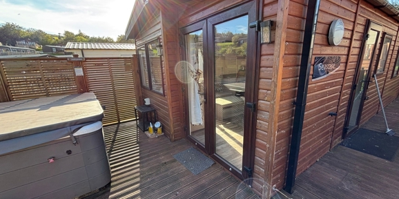 Regal Seascape, exterior at Devon Hills