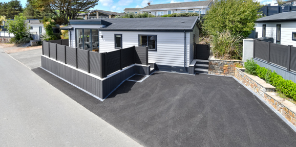 The Warren, Oakgrove Shearwater, parking space
