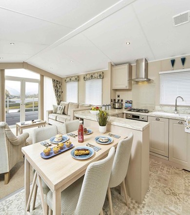 Praa Sands, Carnaby Lakehouse, open plan layout