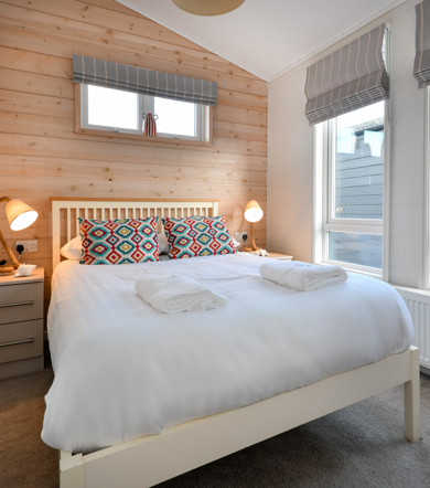 Prestige Navigator, master bedroom at The Warren