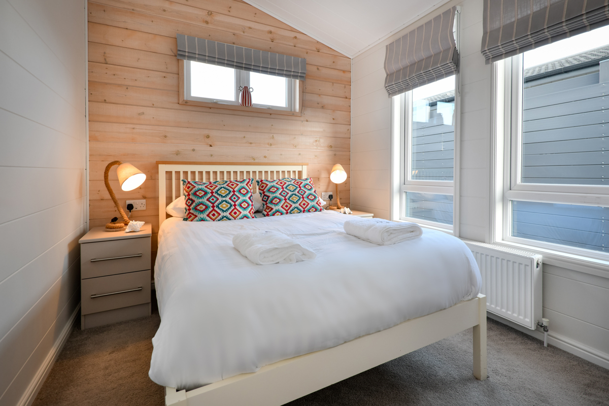 Prestige Navigator, master bedroom at The Warren