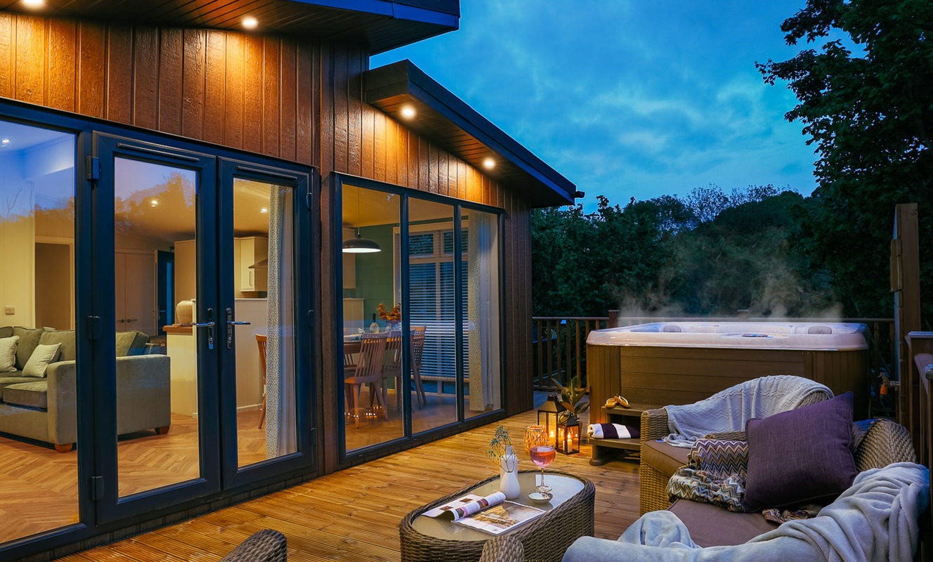 Finlake Evening In A Hot Tub