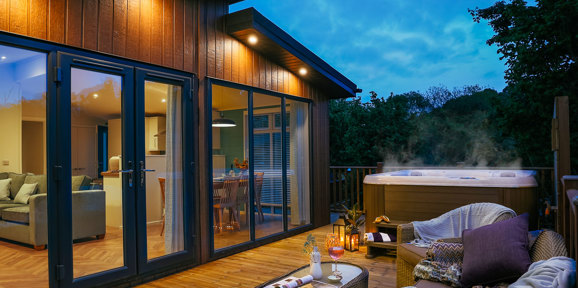 Finlake Evening In A Hot Tub