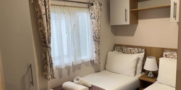 Carnaby Silverdale, twin bedroom at Dartmoor View