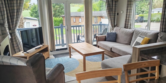 Praa Sands, Carnaby Hemsley, lounge
