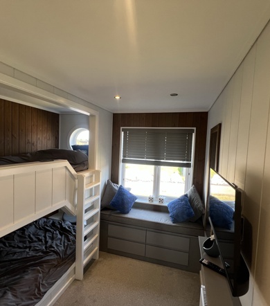 Delamere, Prestige Samphire, bunk beds