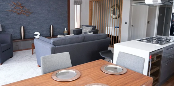 Prestige Bella Vista, dining room table at Delamere