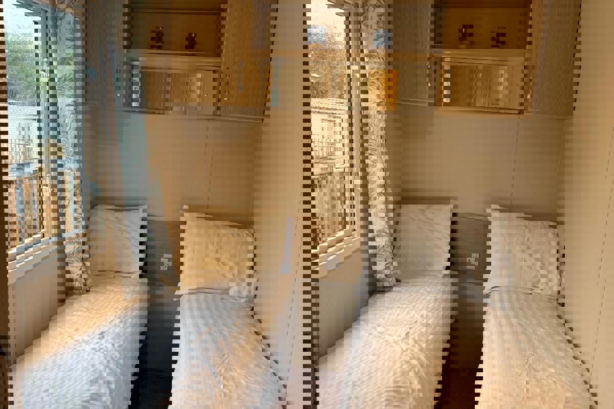 Carnaby Casablanca, twin bedroom at Dartmoor View