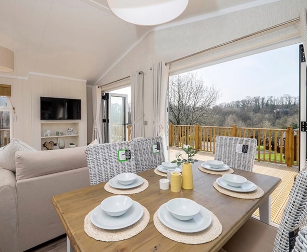 Wessex Classic, dining table and doors at Delamere