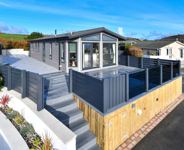 Prestige Navigator, full exterior shot at The Warren