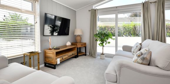 Prestige Oyster Catcher, living room at The Warren Resort & Spa