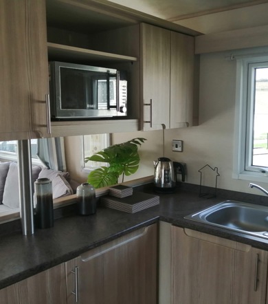 ABI Beachcomber, kitchen at Praa Sands