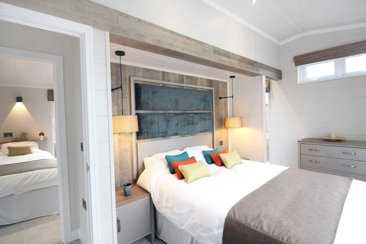 Omar Boutique, master bedroom at Delamere