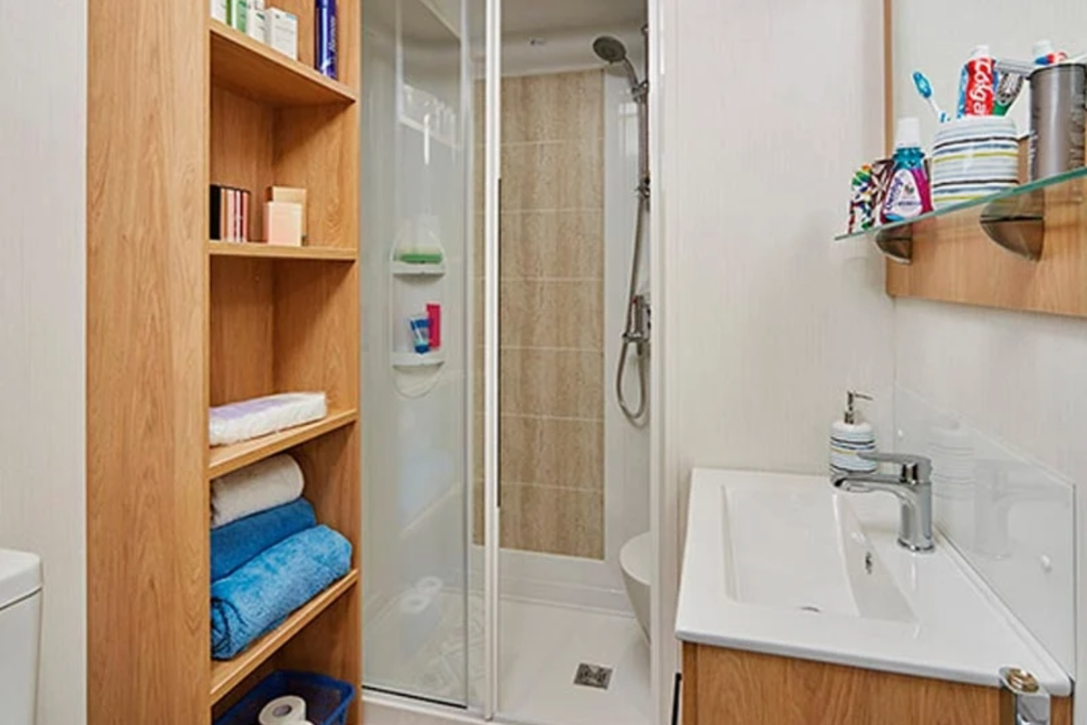 Carnaby Chantry, shower at Brokerswood