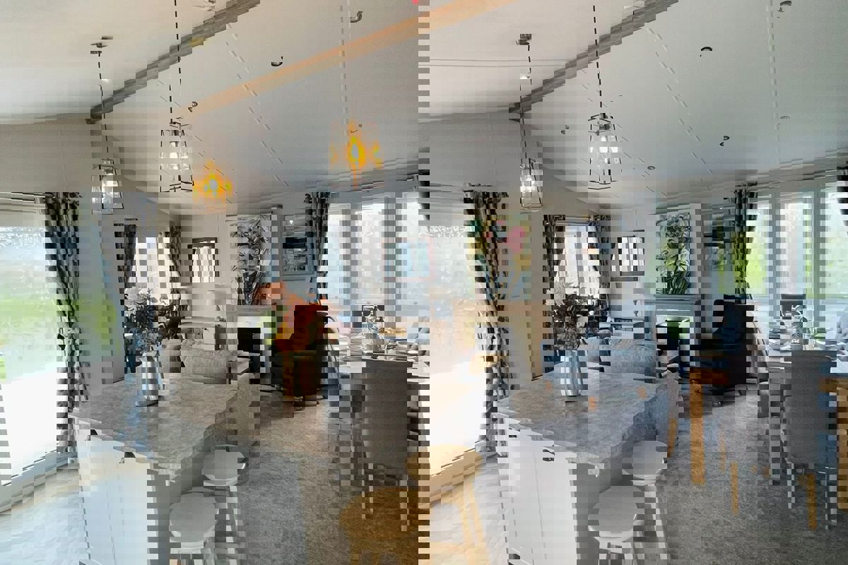 Willerby Pinehurst, breakfast bar at Delamere