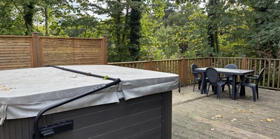 Prestige Foresters, decking area at Brokerswood