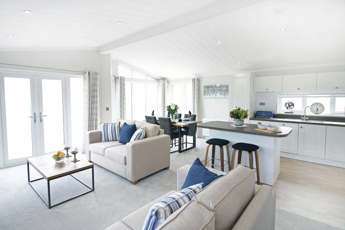 Omar Alderney, open plan living area at Brokerswood