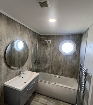 Delamere, Prestige Samphire, bathroom