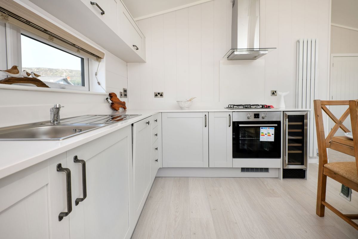 Prestige Oyster Catcher, kitchen at The Warren Resort & Spa