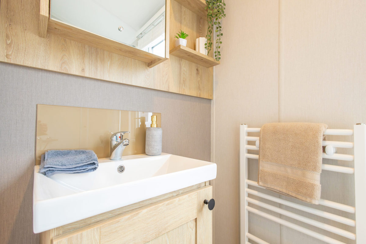 Sunseeker Spirit, bathroom sink at Praa Sands