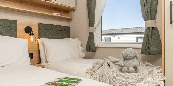 ABI St David, twin bedroom at Praa Sands