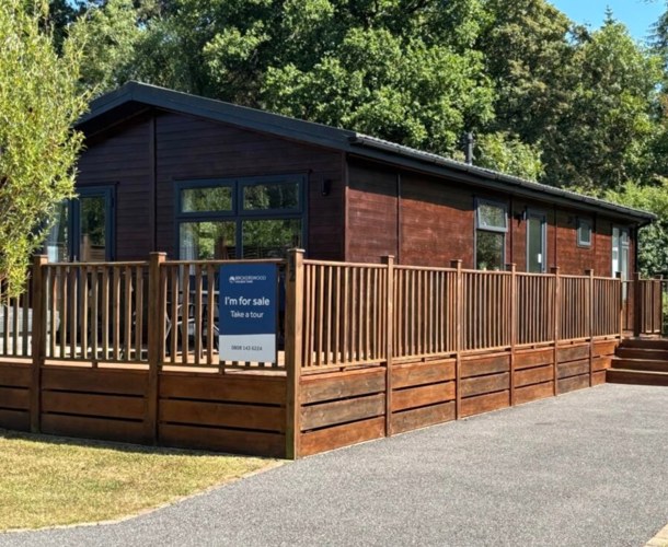 Prestige Dovecote, exterior at Brokerswood