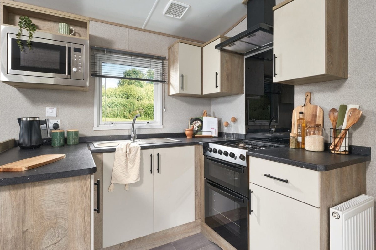 Praa Sands, ABI Keswick, Kitchen Main