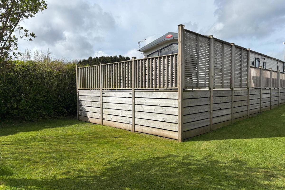 Carnaby Glenmoor Lodge, exterior at Dartmoor View