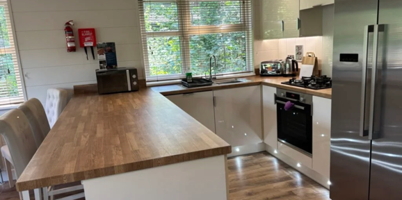 Wessex Classic, breakfast bar at Brokerswood