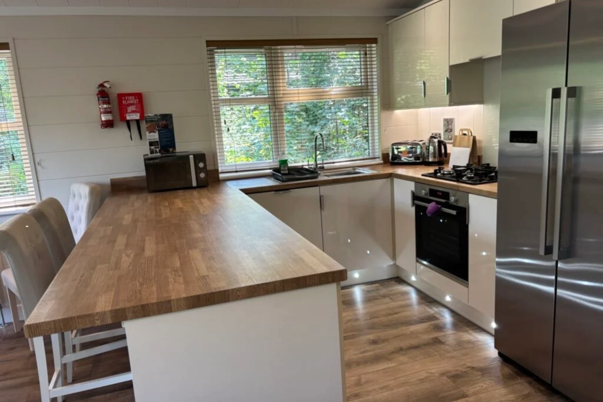 Wessex Classic, breakfast bar at Brokerswood