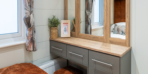 Omar Westfield, mirror at Talyfan