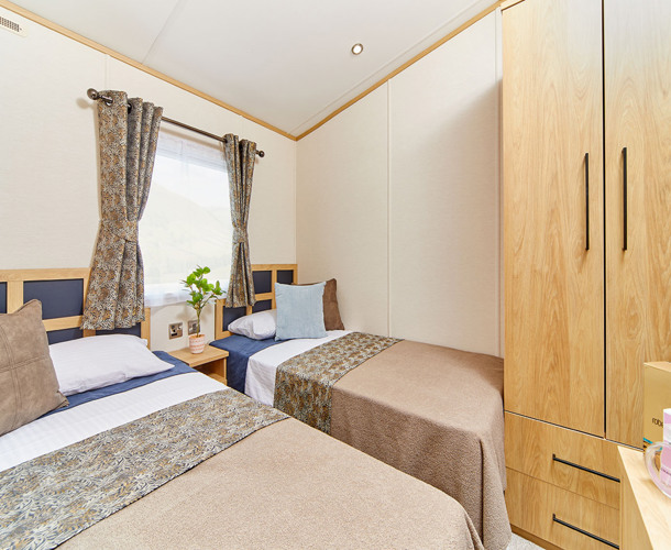Carnaby Chantry, twin bedroom at Crugan