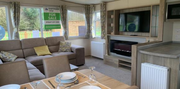 Carnaby Oakdale open plan living and lounge at Dartmoor view 