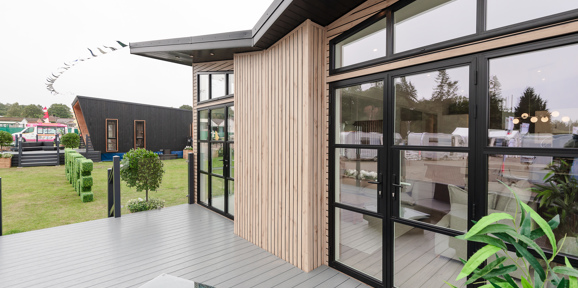 Prestige Aura, Side exterior at The Warren